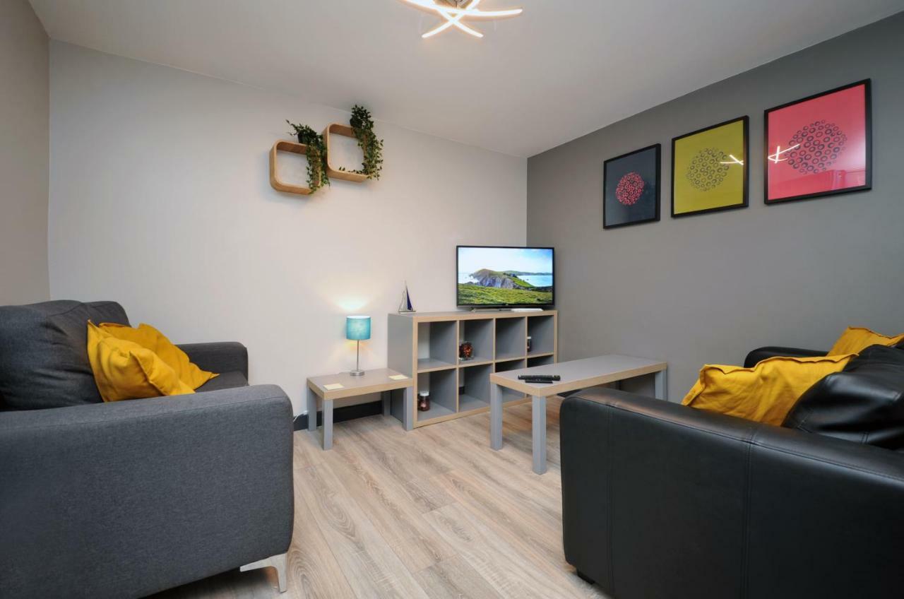 Stone'S Throw City Centre - Tv In Every Bedroom! Суонси Экстерьер фото