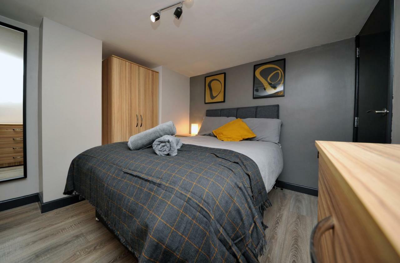 Stone'S Throw City Centre - Tv In Every Bedroom! Суонси Экстерьер фото